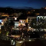 Old Town Spot By Ici אלבופיירה