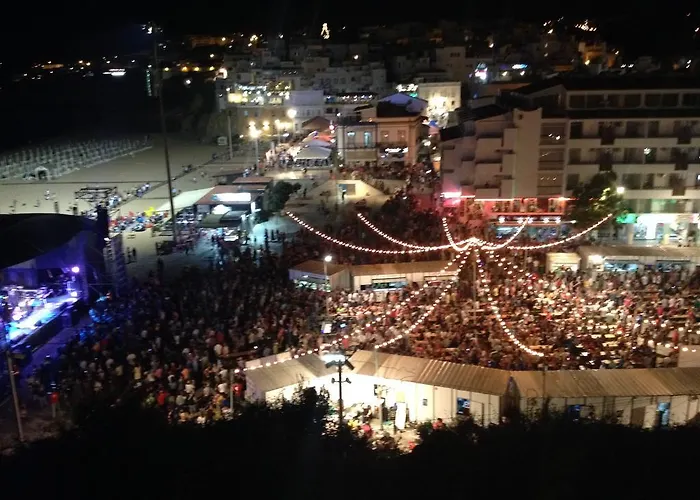 Old Town Spot By Ici Daire *